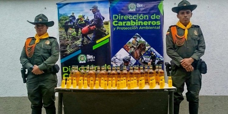 Policía de Ibagué incautó botellas de licor sin estampillas en bodega de encomiendas