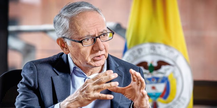 MinSalud revela intención frustrada del Gobierno de saldar deudas de EPS quebradas