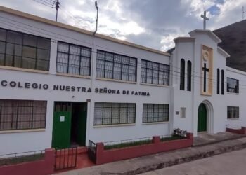 Estudiante fallece en colegio de Bogotá tras sufrir fuerte dolor de cabeza