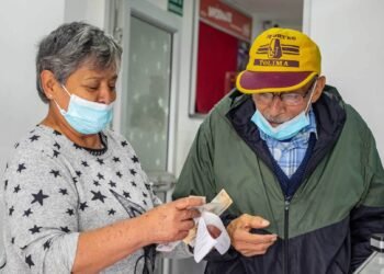 48% de los encuestados rechazan la reforma pensional impulsada por el Gobierno