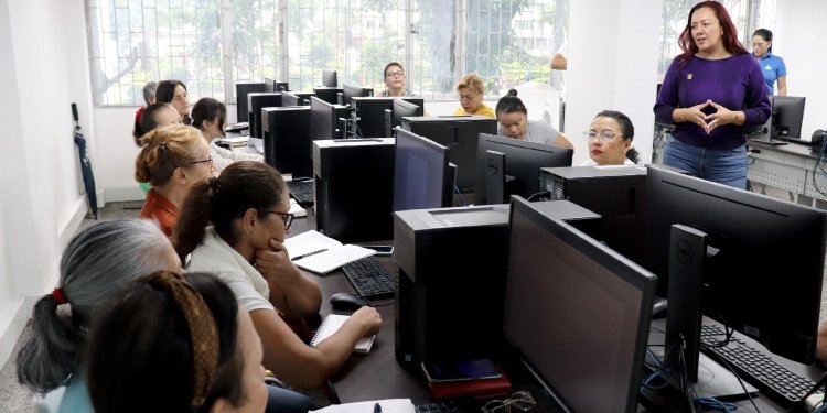 Así puede Inscribirse al curso básico  de excel gratuito y certificado por el SENA