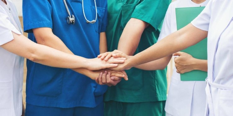 Sociedades médicas presentan nuevo proyecto de reforma al sistema de salud