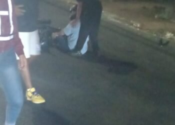 Madre de periodista resultó herida en accidente en el barrio Casa Club