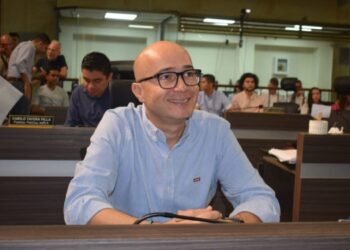 Jorge Bolívar asegura que pedirá que se envíe copia a la Contraloría y Fiscalía de la denuncia que hizo en el Concejo