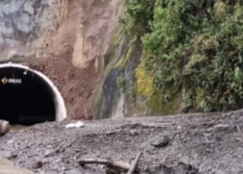 Cierre total de la vía al alto de la Línea desde el Tolima hacia el Quindío 