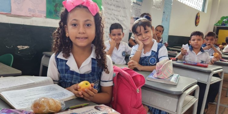 Así recibirán clases estudiantes del colegio que se desplomó en zona rural de Villahermosa 