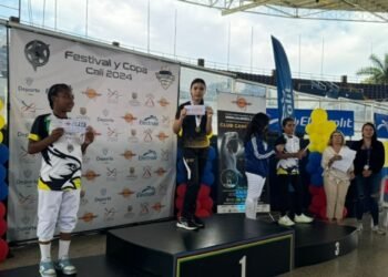 Esgrimistas tolimenses siguen ondeando el Vinotinto y Oro en competencias nacionales