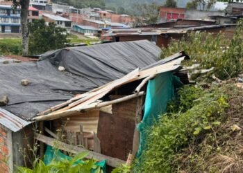 Familias afectadas por lluvias en el Líbano reciben ayudas humanitarias 