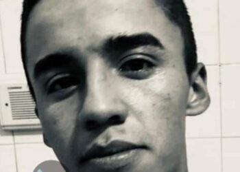 Identifican a joven asesinado en Fresno 