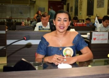 “Lo más bonito del Partido Conservador es que respetamos la voz, el voto de cada uno de los integrantes”, Sandra Varón