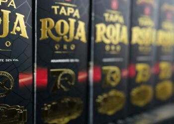 Tapa Roja rinde homenaje a los 70 años de la Fuerza Aérea Colombiana 