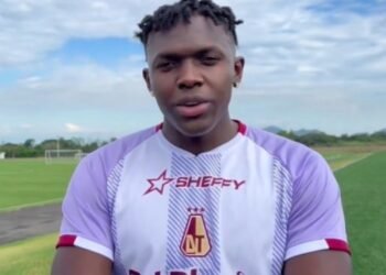 Después del suspenso, llega un nuevo guerrero a la “Tribú”