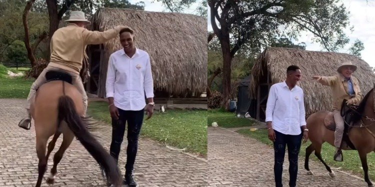 Yerry Mina en polémica por vídeo donde Álvaro Uribe Vélez montando en un caballo lo rodea