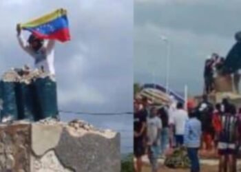 Derriban estatua de Hugo Chávez en el estado de Falcón tras proclamación de Nicolás Maduro como presidente