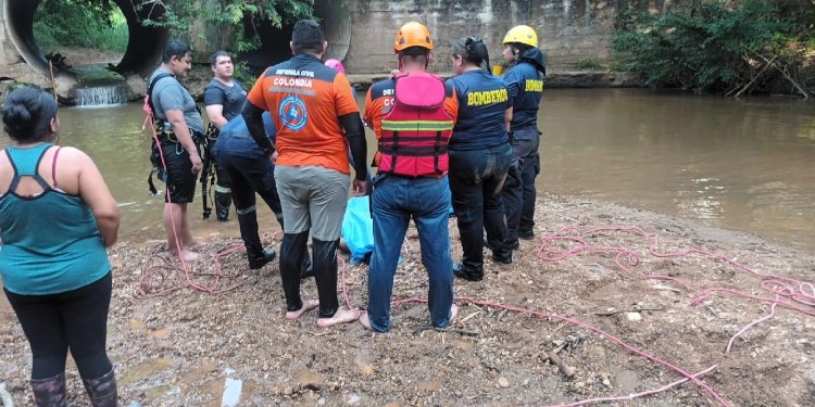 Padre e hijo mueren ahogados en una quebrada en Melgar