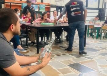 Intensifican campañas contra elevación de impuestos y el contrabando 