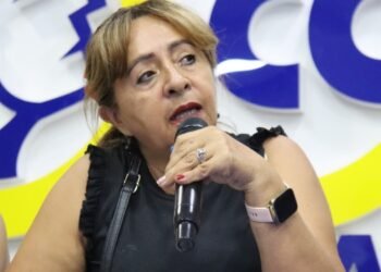 Inician mesas de trabajo con afectados por el incendio en la calle 19 de Ibagué 