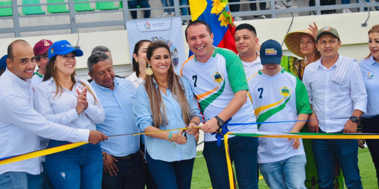 Alcalde de Fresno destacó la Inauguración de moderno estadio en su municipio