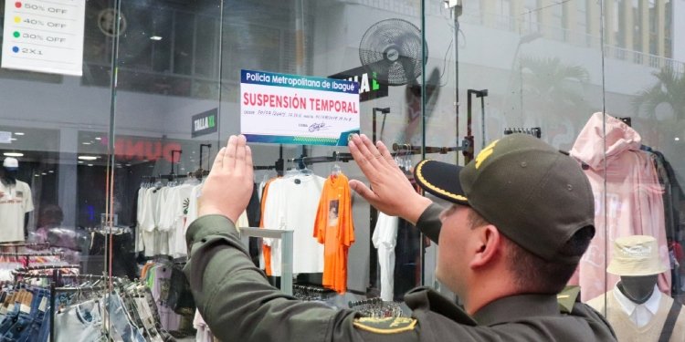 Autoridades en Ibagué sancionaron a cinco locales y dos vendedores ambulantes por ruido en la Carrera Tercera