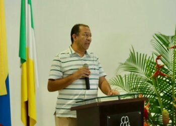 Agencias turísticas se capacitan para promover el turismo entre montañas 