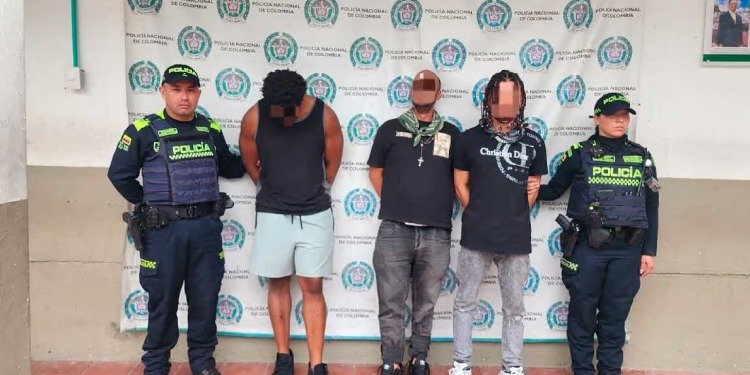 Medellín: Autoridades capturan nuevamente a tres extranjeros que estaban con menores de edad en un apartamento