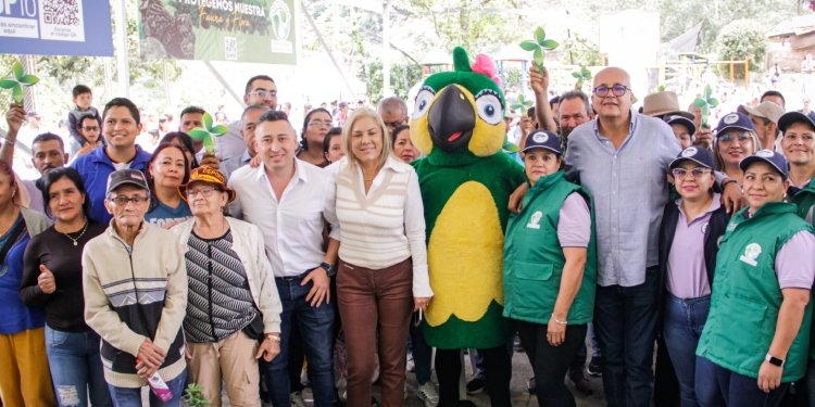 Familias campesinas y mujeres se alían con Cortolima para promover el cuidado del Cañón del Combeima