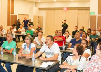 Alcaldía y Policía brindan soluciones a problemáticas de los ibaguereños