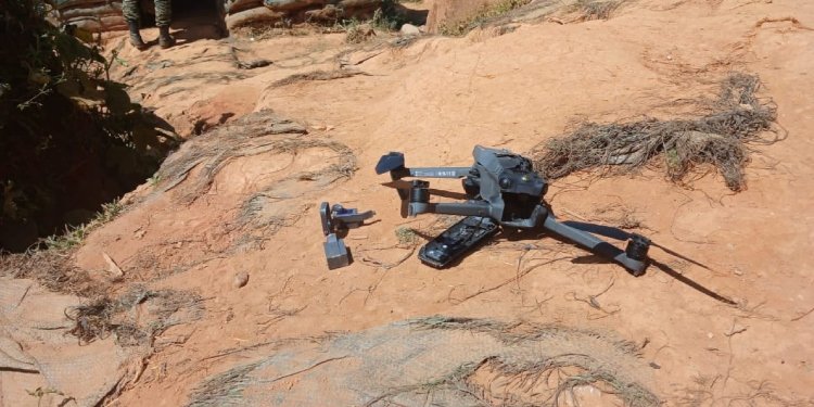 Soldado herido en ataque con drones a base militar en Ataco