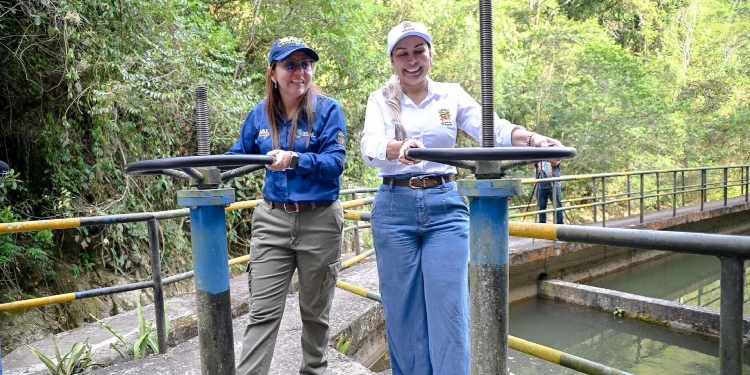 Alcaldesa Johana Aranda ratificó que el acueducto complementario se entregará en el cumpleaños de Ibagué