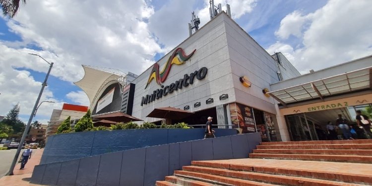 La jornada del día sin carro y moto en Ibagué afecta el tráfico de vehículos y personas en algunos centros comerciales