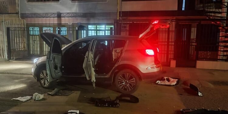 Policía frustra atentado con carro bomba en Cali: Desactivan vehículo cargado de explosivos