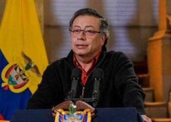 Reforma tributaria de Gustavo Petro enfrenta oposición en el Senado