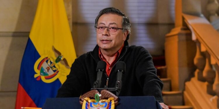 Reforma tributaria de Gustavo Petro enfrenta oposición en el Senado