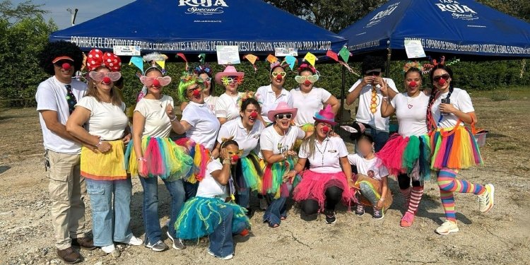 Fábrica de Licores comparte con niños enfermos de cáncer en Ibagué