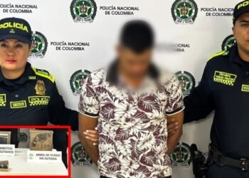 Pillado por operador de las cámaras de videovigilancia sujeto que tenía un revólver