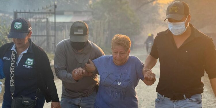 Autoridades en el Tolima mantienen alertas por incendios forestales en la región