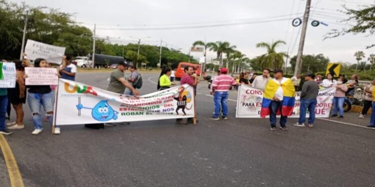 Habitantes de la Comuna Nueve preparan plantón este lunes 9 de septiembre por el servicio de agua