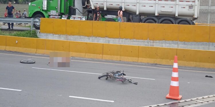 Un ciclista muerto en accidente de tránsito en la vía al Espinal