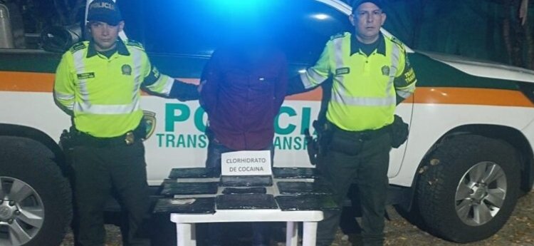 Incautan 3 kg de droga en un bus de servicio intermunicipal