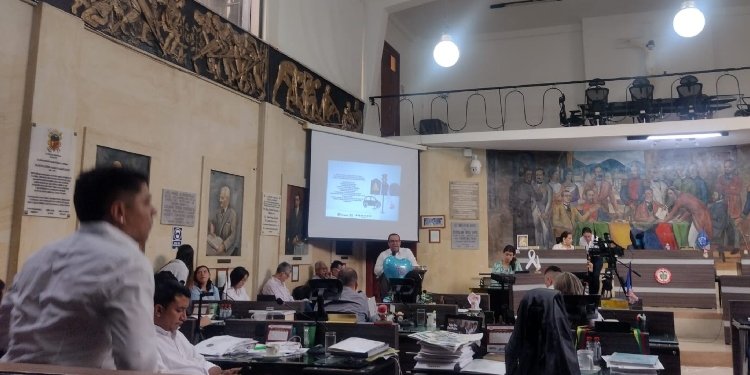 En Ibagué aumentaron las matrículas de vehículos a raíz de la implementación del nuevo pico y placa