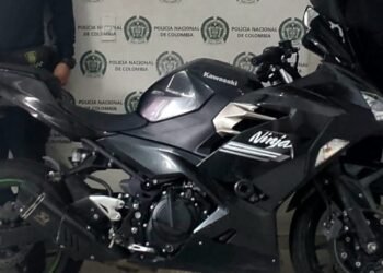 Recuperaron una motocicleta Ninja que estaba en un parqueadero en el barrio Las Ferias