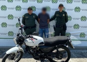 Por seguimiento de las cámaras de videovigilancia capturaron a hombre y recuperaron moto hurtada