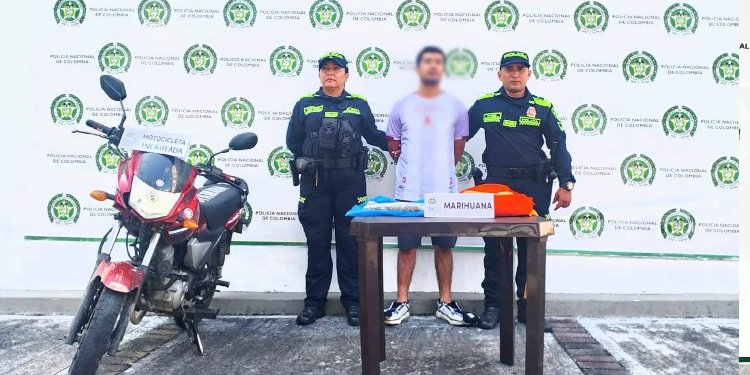 Capturado sujeto que intentó huir con 600 gramos de marihuana a bordo de su moto