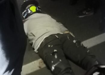 Motociclista baleado habría sido atacado por el parrillero