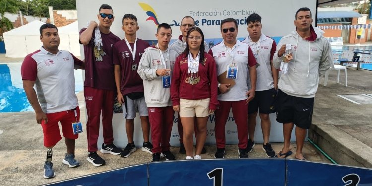 Las “brazadas Vinotinto y Oro” brillaron en torneo nacional
