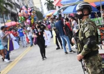 Dirección de Espacio Público se prepara para la temporada navideña en toda Ibagué