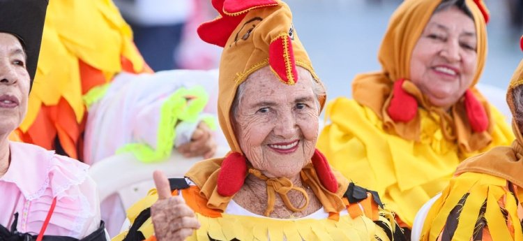 Abuelitos ibaguereños participaron en los Juegos Deportivos del Nuevo Comienzo