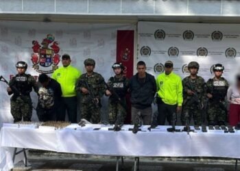 Tras las rejas, cuatro personas que estarían al servicio del ‘Frente 26 de Marzo’ de las disidencias de las Farc