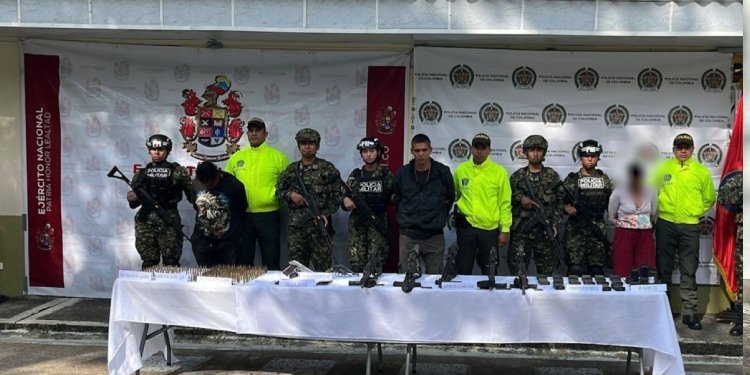 Tras las rejas, cuatro personas que estarían al servicio del ‘Frente 26 de Marzo’ de las disidencias de las Farc