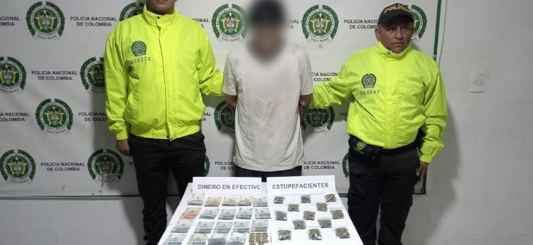 Una persona detenida con droga en el barrio los Pinos del Líbano